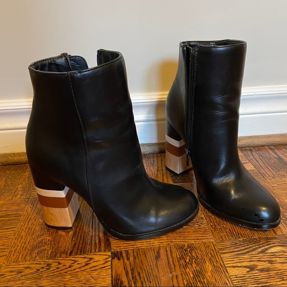 Heeled Leather Chunky Boots - Picture 3 of 9